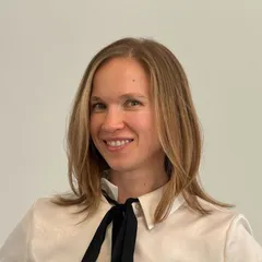 Ekaterina Rubtcova — founder of the Daniks cookware brand and Daniks.AI